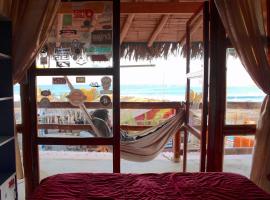 HOTEL RESTAURANT RELAJATE LOBITOS，位于Barrio Bellavista的酒店