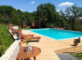 Grebengradska Medna Hiža