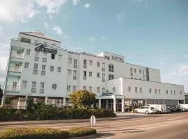 埃姆南门酒店