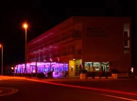 地中海布劳酒店