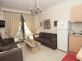 Luxury Flat in Neoi Poroi with Free Parking, 2' mins from the Beach!