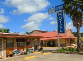 TOWN HOUSE MOTEL，位于贝城的酒店