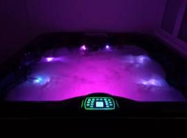 Les bulles champenoises，位于Châtillon-sur-Marne的酒店