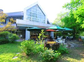 Guestroom Garden Azumino，位于安昙野市的温泉住宿