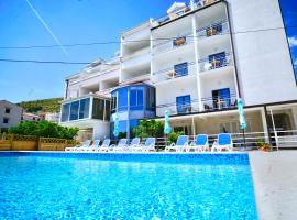 Hotel Bavaria Trogir，位于特罗吉尔的酒店