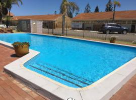 Hospitality Geraldton SureStay Collection by Best Western，位于杰拉尔顿的酒店