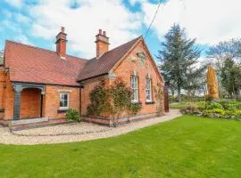 South Lodge - Longford Hall Farm Holiday Cottages