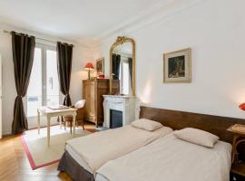 Charming bedroom，位于巴黎罗兰·加洛斯球场附近的酒店