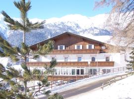 Hotel Etschquelle，位于雷西亚的酒店