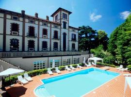 Hotel Villa Conte Riccardi，位于Rocca D'Arazzo的酒店