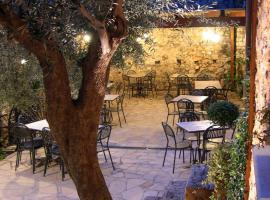 La Locanda Del Ditirambo，位于Castro dei Volsci的酒店