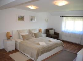 Pensiunea Corbeanca - cazare si evenimente，位于Corbeanca的高尔夫酒店