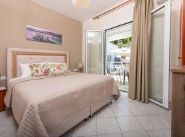 Pension Giannis Αdults only，位于基尼拉的酒店