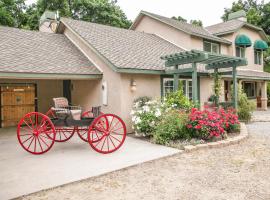 The Eden House Vineyard，位于坦普尔顿的酒店