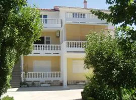 Apartments Tiho - 300 m from sea