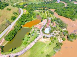 Pousada Vale das Pedras，位于Paraguaçu的酒店
