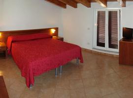 Albergo Antica Luni，位于Luni的酒店