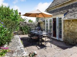 Cotswold Cottage，位于赛伦塞斯特的乡村别墅