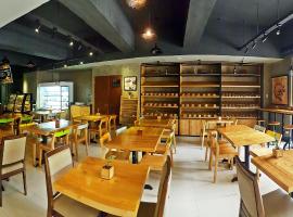 金色山谷酒店，位于宿务的酒店