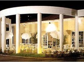 Arcantis Prema Hotel，位于布鲁瓦的酒店