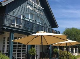 Waterside by Greene King Inns，位于沃灵顿的酒店