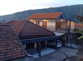 Holiday Home Anggun Bromo，位于布罗莫的乡村别墅