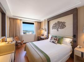 桑特玛尔酒店，位于桑坦德的酒店