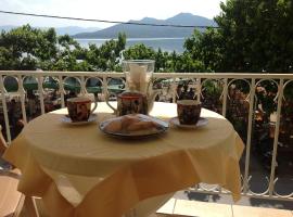 HOTEL -XRISI AMMOUDIA，位于艾迪普索斯的酒店