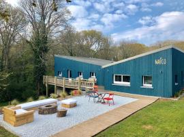 Camping Naéco Audierne，位于普卢伊内克的酒店