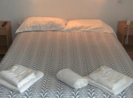 hôtel cosy maurs，位于茅尔斯的酒店