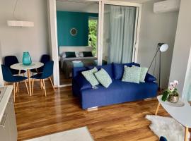 Deluxe Suites Mandić，位于奥米什的酒店