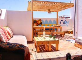 Afer Surf Hostel，位于依索安的酒店