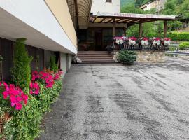 Ristorante - Locanda "Da Gek"，位于Castana的低价酒店