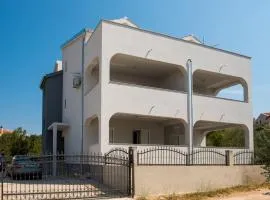 Apartment Vodice - Lovric