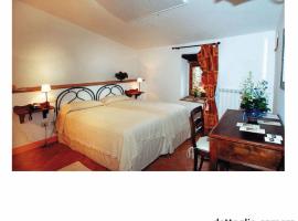 Hotel Locanda Aldobrandeschi，位于索拉诺的酒店