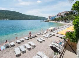 Hotel Agava Neum，位于内乌姆的酒店