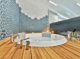 Amnis suites，位于圣塔马里亚迪卡斯特的自助式住宿