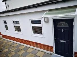 2 ROOMS ANNEX (TV+WiFi)