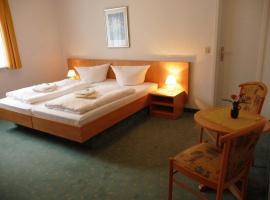 Hotel Garni am Schlosspark，位于韦尼格罗德的酒店