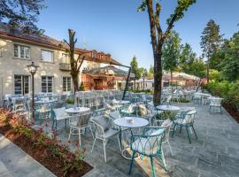 Hotel Gradska Cetinje，位于采蒂涅的酒店