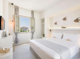 Peven Suites，位于纳乌萨Venetian Harbour and Castle附近的酒店