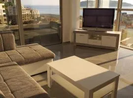 Lunde Sea View Apartment