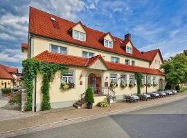 Brauereigasthof Zum Löwenbräu，位于Adelsdorf的酒店