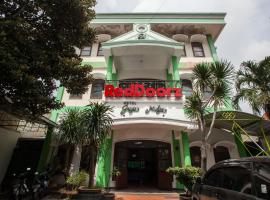 RedDoorz @ Genteng Surabaya 2，位于泗水的酒店