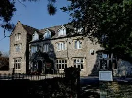 Stonecross Manor Hotel