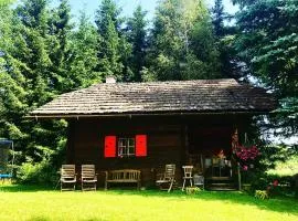 Cozy Log Cabin near Faaker See