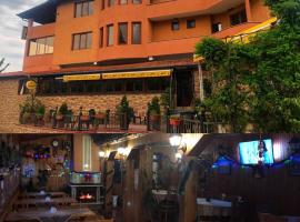 Family Hotel Nagi Trans，位于佩什泰拉的酒店