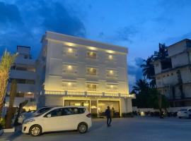 HOTEL PARK RESIDENCY，位于德里久尔的酒店
