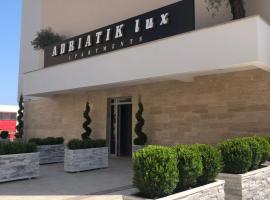 Adriatik Lux Apartments，位于布德瓦的酒店