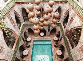 Riad Challa Hotel & Spa，位于马拉喀什的摩洛哥传统庭院